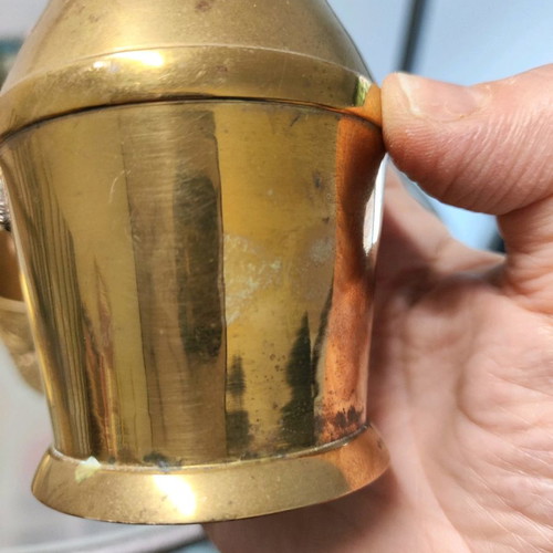 Brass decorative items used, pack of 4 pieces