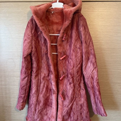 Girls' coat like new, warm, red multicolor, size 128 cm
