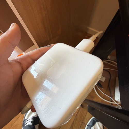 iMac computer 2021 like new with accessories and bonus headphones