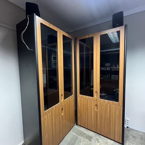 Office bookcase with sound system and radio new