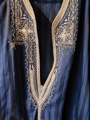 Papillon traditional Arabic Tunisian caftan, large
