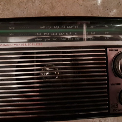 Portable Radio 3 Bands with USB/SD Player used