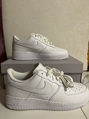 Nike Air Force 1 χαμηλά sneakers σε λευκό, μέγεθος 45