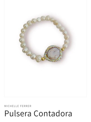 Pearl bracelet vintage, like new, white
