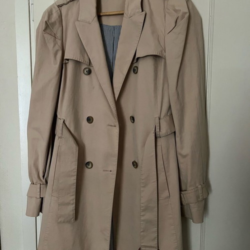 Zara beige trench coat extra large like new