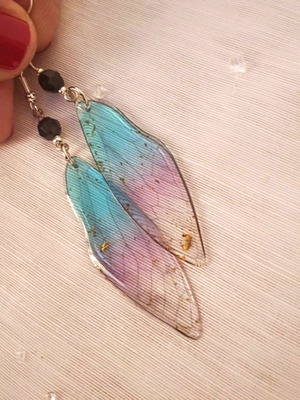 Butterfly wing earrings new, delicate, lightweight with gold flakes