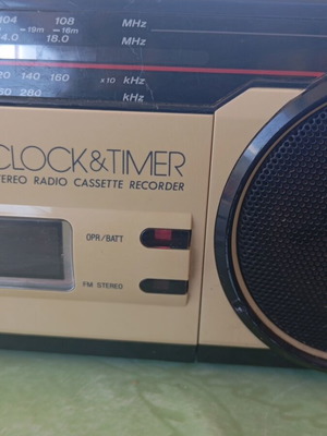 Φορητό ραδιοκασετόφωνο Sanyo MS320L μεταχειρισμένο, vintage