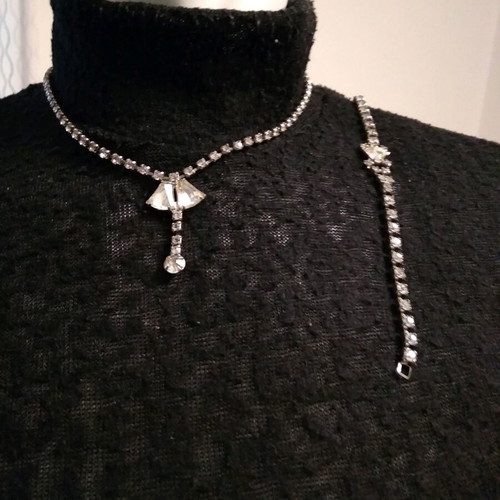 Vintage choker and bracelet with rhinestones used