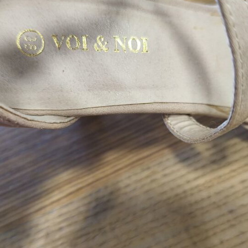 Voi Noi high-heeled sandals used, beige, size 38, 7 cm heel