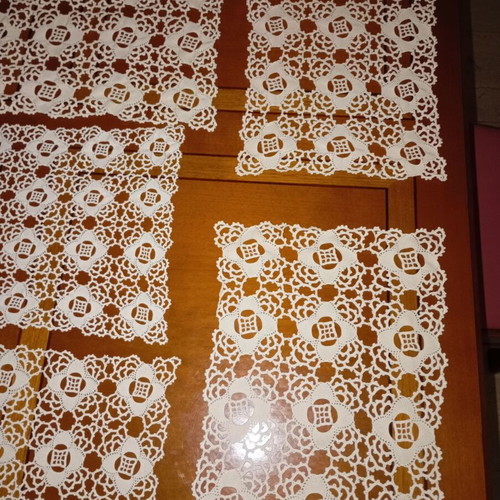 Handmade Beige Crochet Tablecloth Set with Six Small Doilies New