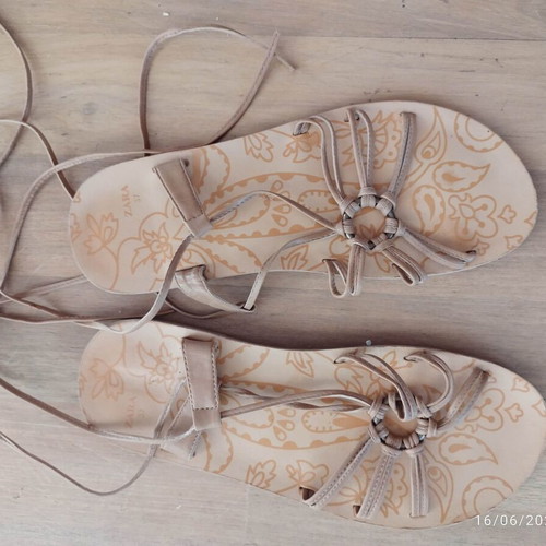 Zara lace-up boho hippie sandals size 37 beige like new