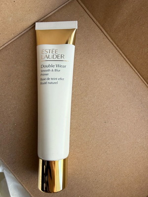 Double Wear Smooth and Blur Primer new from Estée Lauder