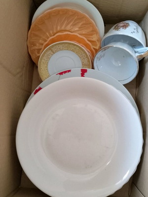Various plates, cups and saucers lot