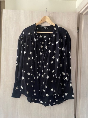 Zara shirt black with stars like new, size S/M