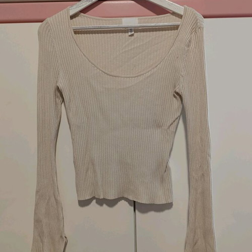 Rib-like H&M blouse like new, beige, size M