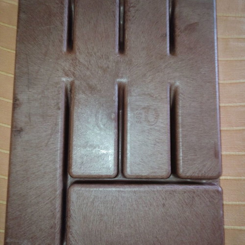 Biofal cutlery tray used, plastic wood imitation