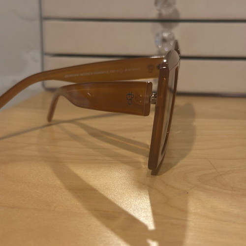 Chpo sunglasses brown like new, all time classic