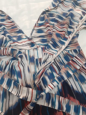 Zara women's printed blouse like new, size M
