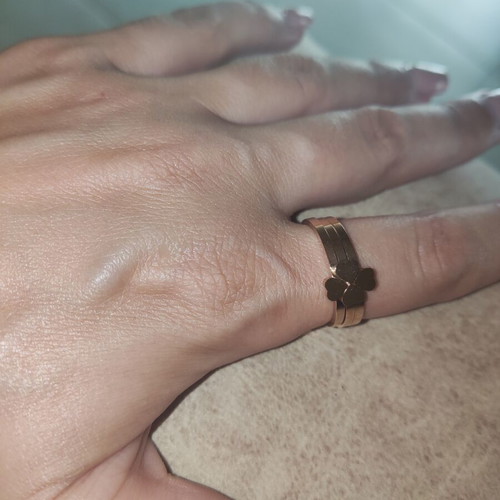 Ring with Four-Leaf Clover Design New, Pink Gold Tone