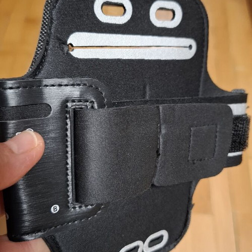 Running Armband for Mobile phone like new