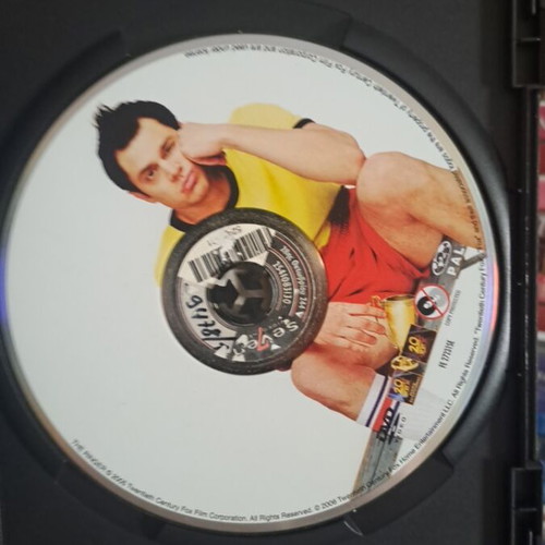 The Ringer DVD used, comedy social with subtitles