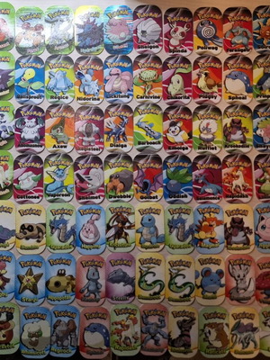 Συλλογή Pokemon Metal Tags μεταχειρισμένη, άλμπουμ με 100 ρετρό μεταλλικές τάπες