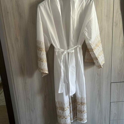 Ckontova kimono white linen with gold details one size like new