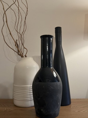 Vases used, set of three, transparent