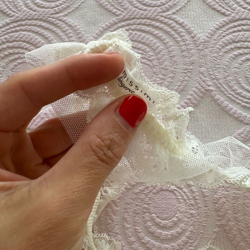 Intimissimi white lace garter new