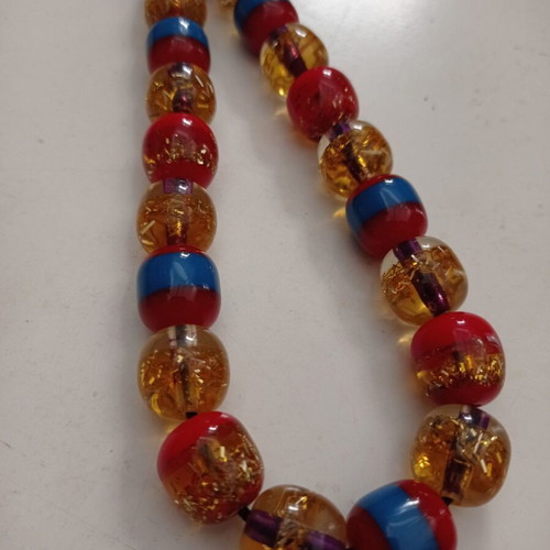 Worry beads with multicolored beads used, one piece
