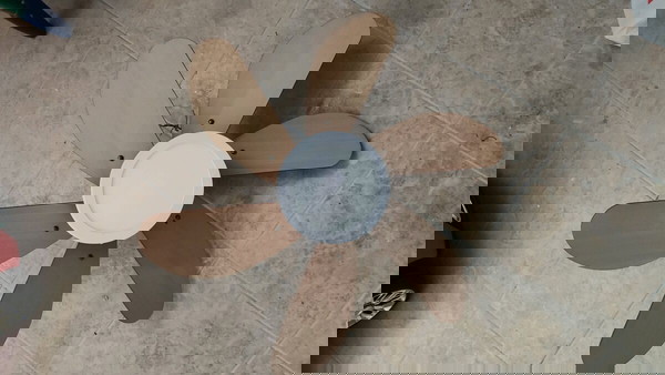 ανεμιστήρας οροφής με φως