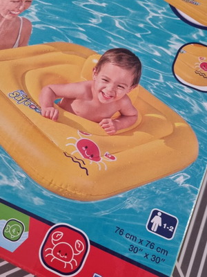 Baby float new, for ages 1 to 2 years or 11 to 15 kg
