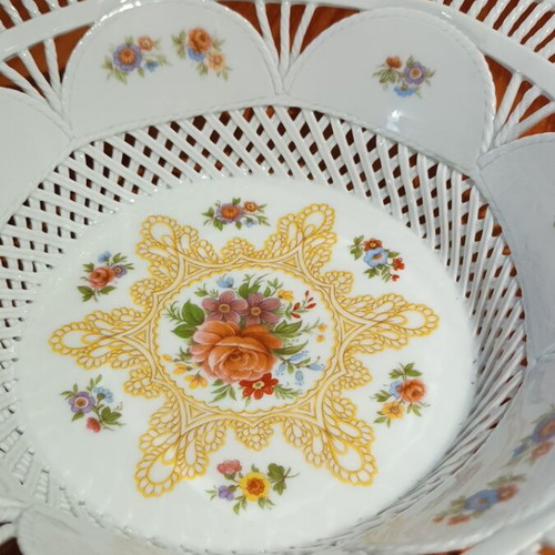 Iris Cluj-Napoca Vintage Reticulated Porcelain Bowl like new