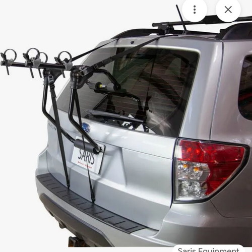 Saris 3 Bike Rack like new with safety straps