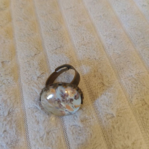 Metal adjustable ring with bronze flower design new