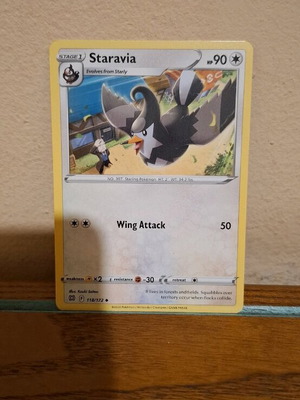Pokemon Card Staravia като нова