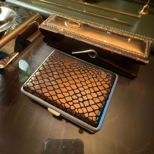 Cigar Case used, metal with stingray style lining for 20 cigars