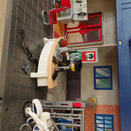 Playmobil City Action Police Station Case like new
