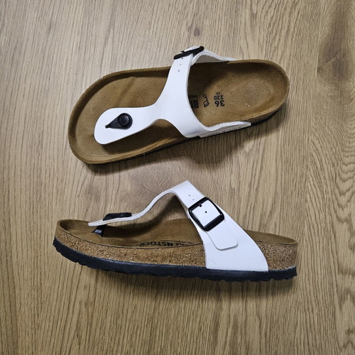 Birkenstock Gizeh sandals, white, size 36