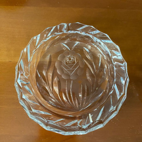 Bohemian crystal ashtrays new, round carved design