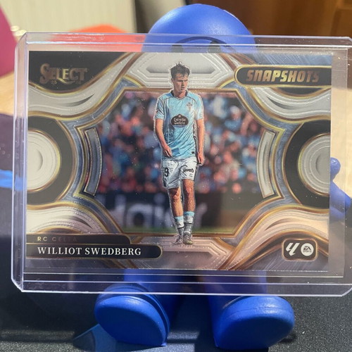 Panini Select 2025-26 La Liga Celta Williot Swedberg Snapshots Silver card like new