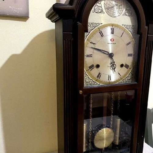 Antique clock used