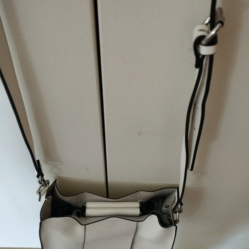 Zara white bag used with detachable strap and metal handles