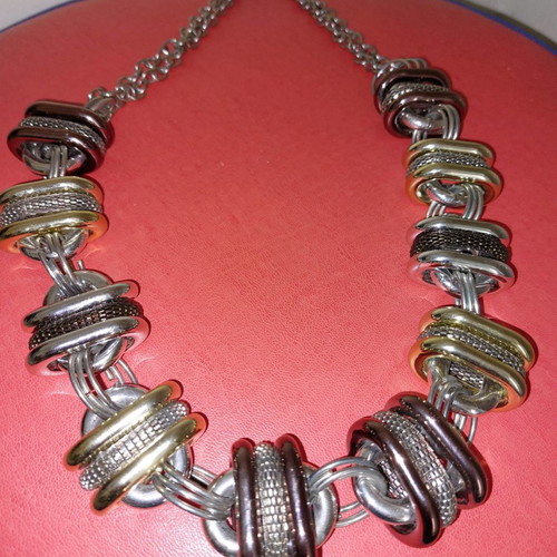 Chunky necklace new