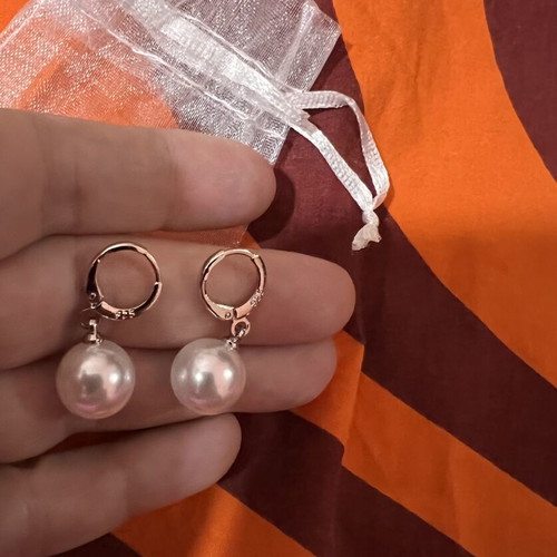 Hoop earrings with small artificial pearls and 925 silver like new