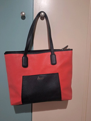 Kem shoulder bag used, coral and black