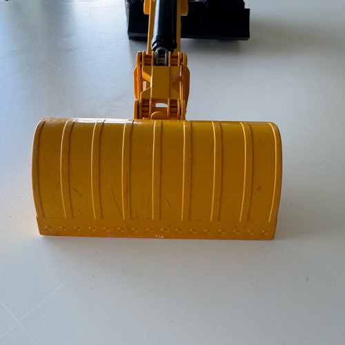 Bruder CAT Excavator used with wheels and shovel