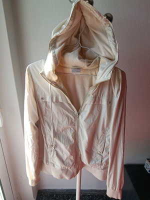 Cream jacket used with velvet lining, slim fit, size L