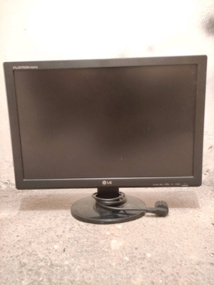 LG computer monitor used