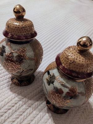 Δύο παλαιά βαζάκια Satsuma με καπάκι σαν καινούργιο